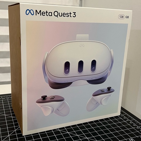 Meta Quest 3 128GB VR Headset with Touch Plus Controllers - Picture 1 of 3